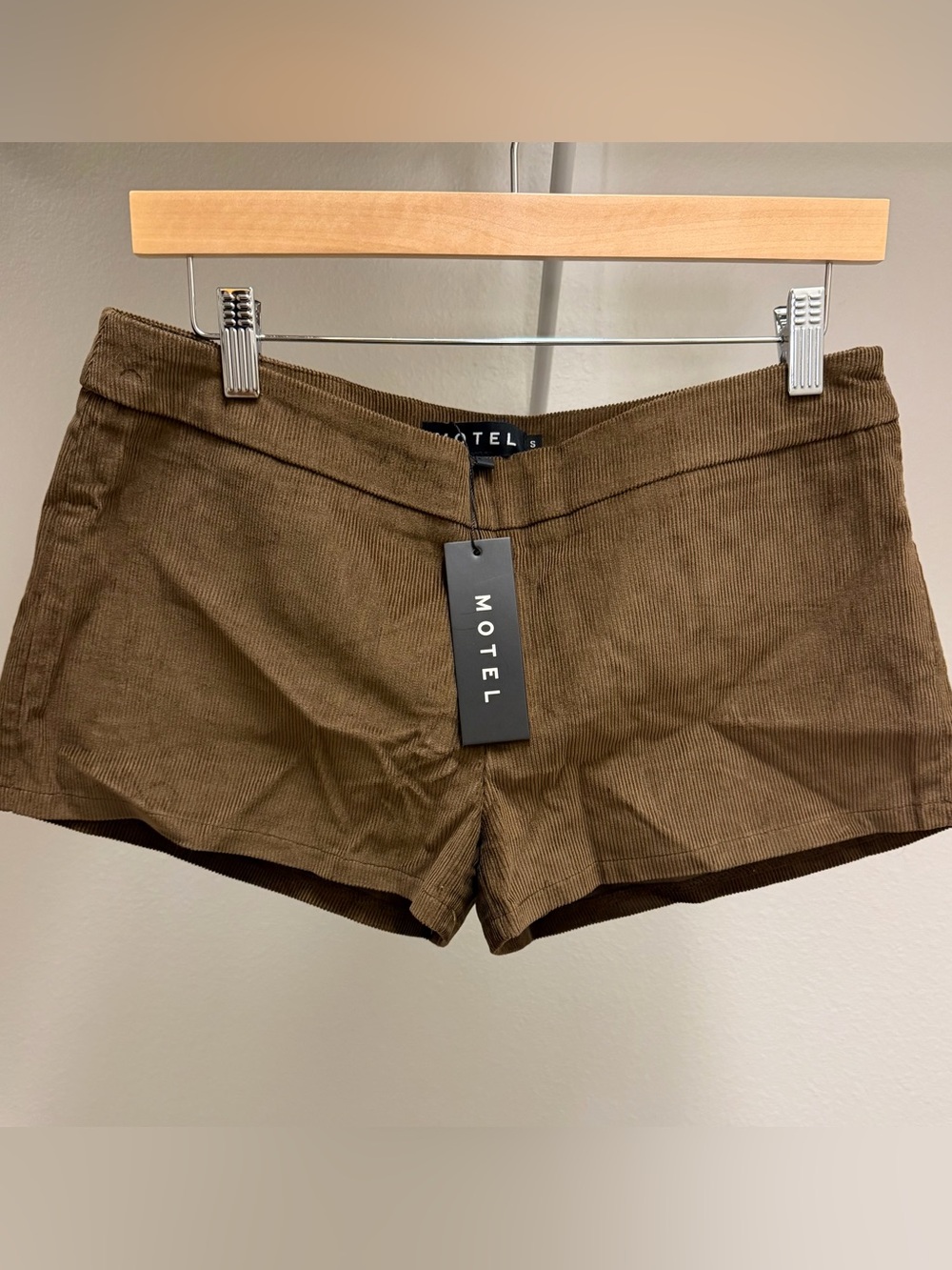 Motel Rocks Low Rise Brown Shorts - Picture 3 of 5